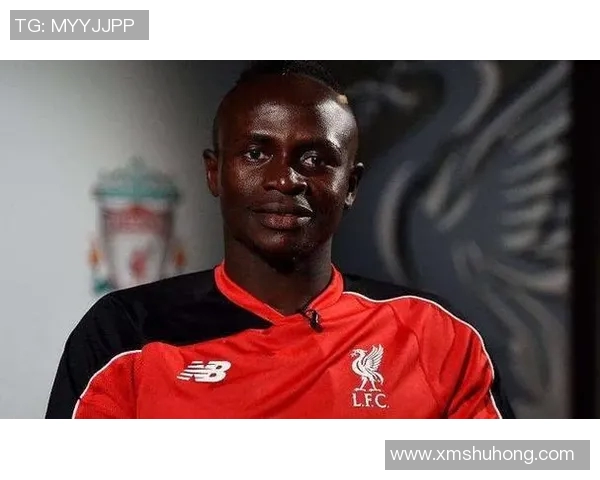 因赛场咬人事件备受争议的黑人足球球星再度引发全球媒体关注